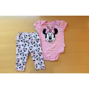 Disney outfit size 3-6 M